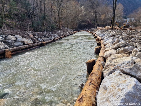 Sanacijska obnova vodotokov in hudournikov po poplavah  (16)
